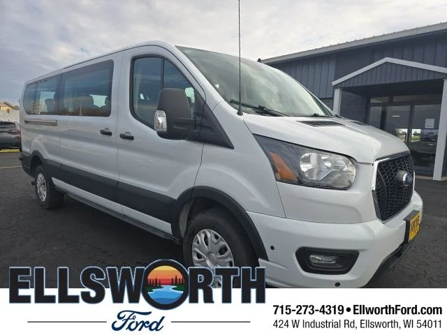 Used 2024 Oxford White Ford XLT image 1