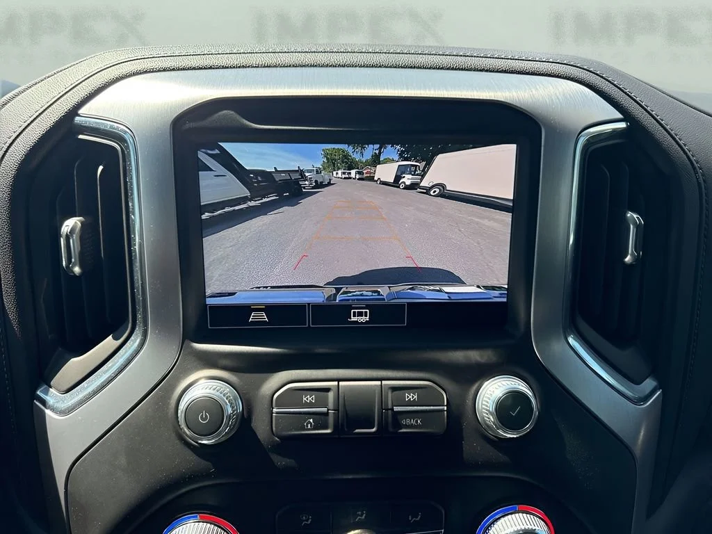 Used 2021 SUMMIT WHITE GMC Elevation image 20