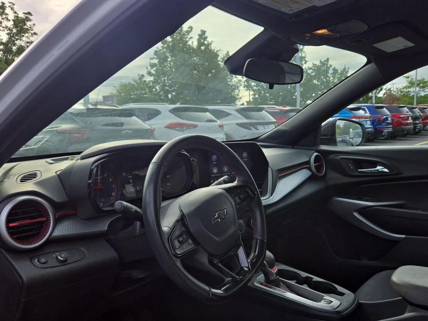 Used 2024 Summit White Chevrolet 1RS image 2