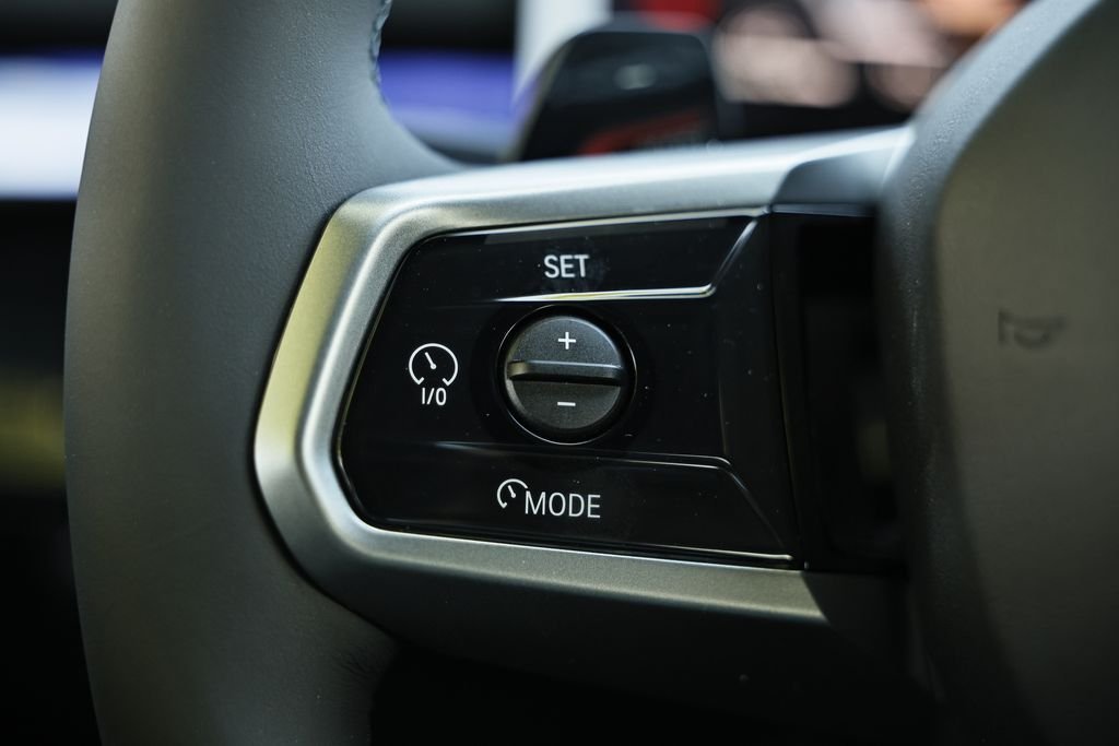 New 2027 Brooklyn Grey Metallic BMW 530i xDrive image 35
