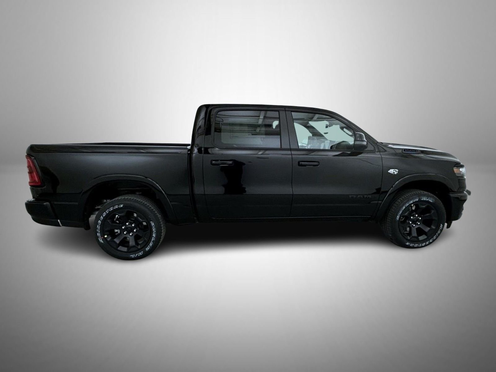 New 2026 Diamond Black Crystal Pearlcoat RAM Big Horn/Lone Star image 4