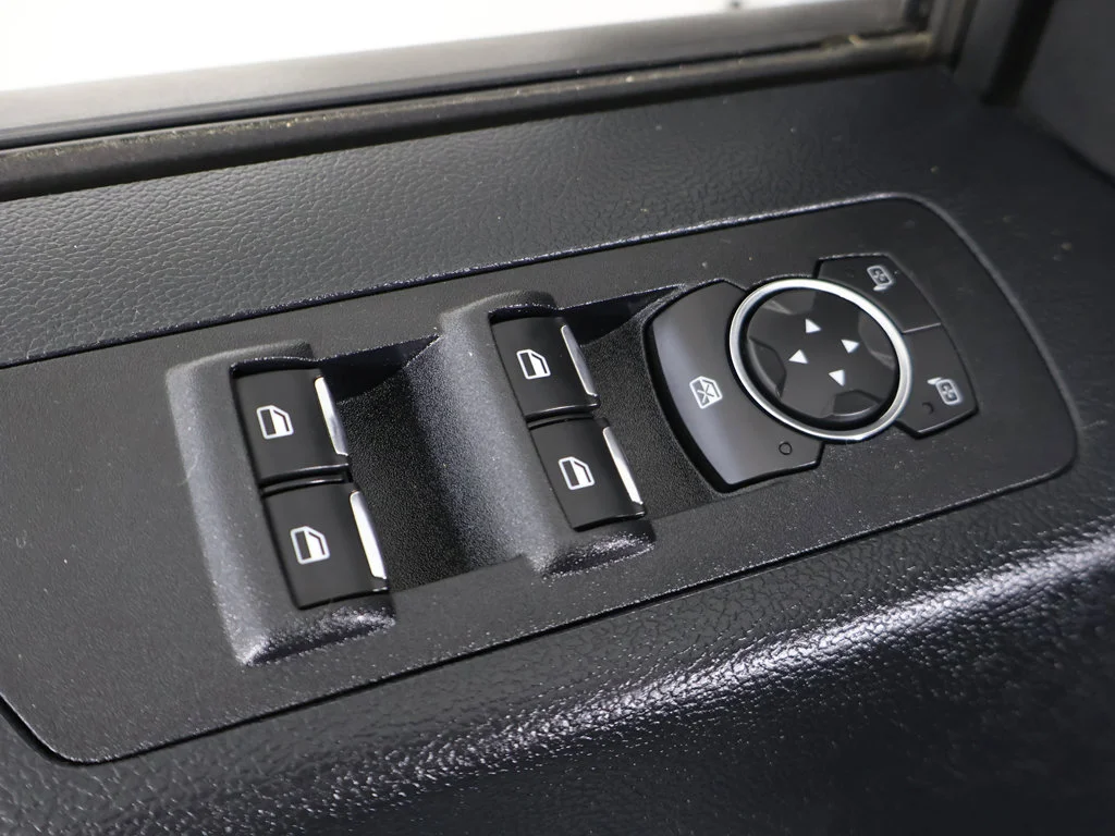 Used 2020 Silver Ford XLT image 35