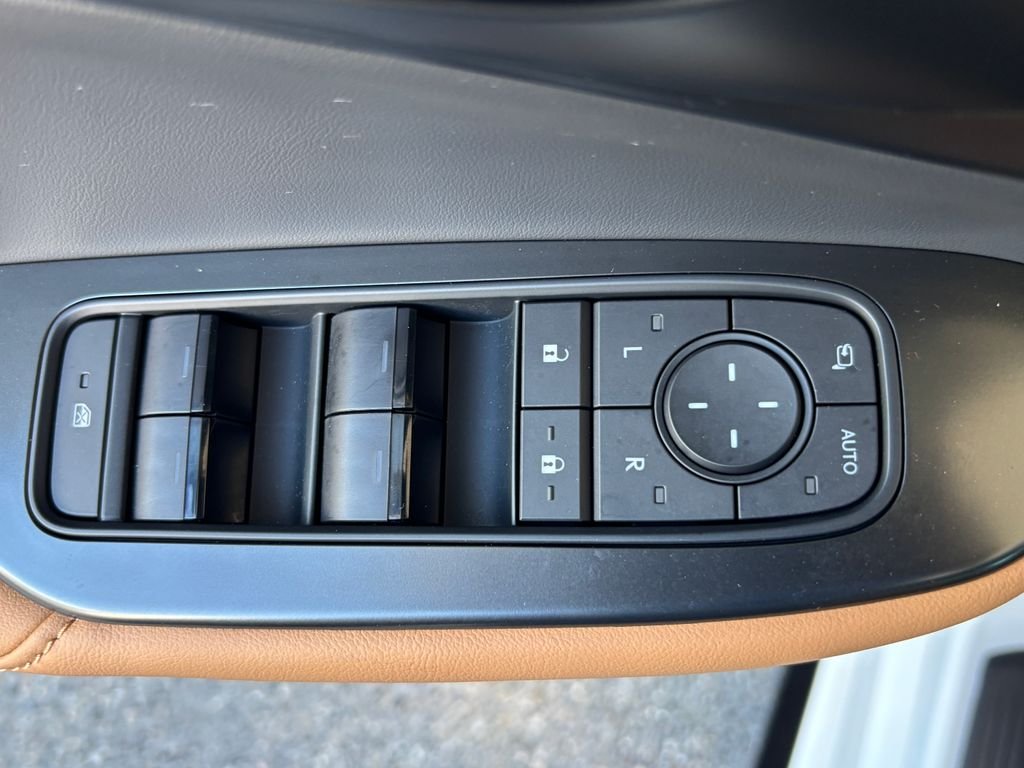 2026 Lexus IS 350 F SPORT DESIGN - Photo 27