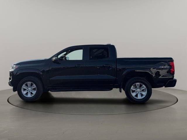 Used 2023 Black Chevrolet LT image 5