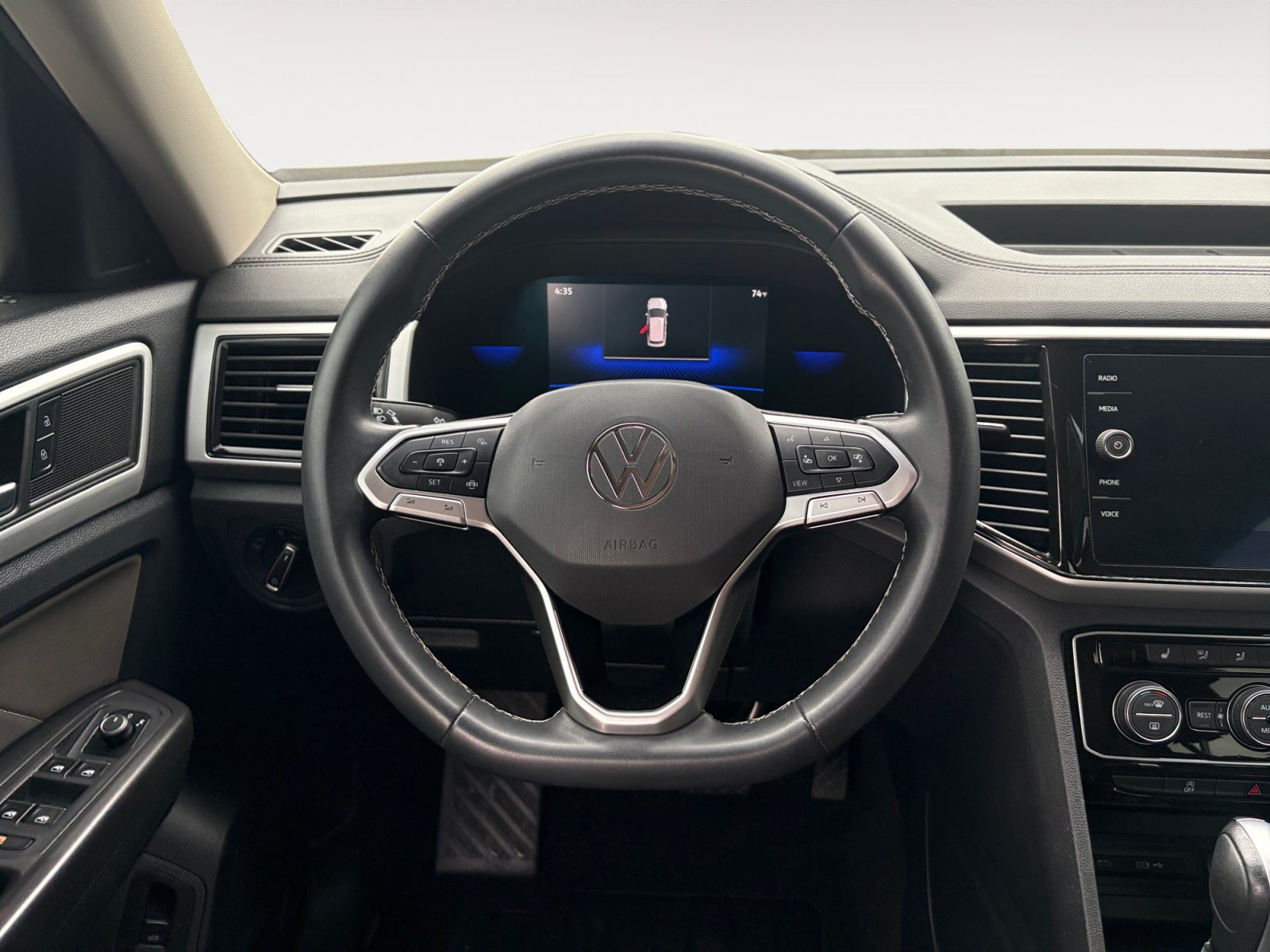 Used 2022 Platinum Gray Metallic Volkswagen 2.0T SE w/Technology image 13