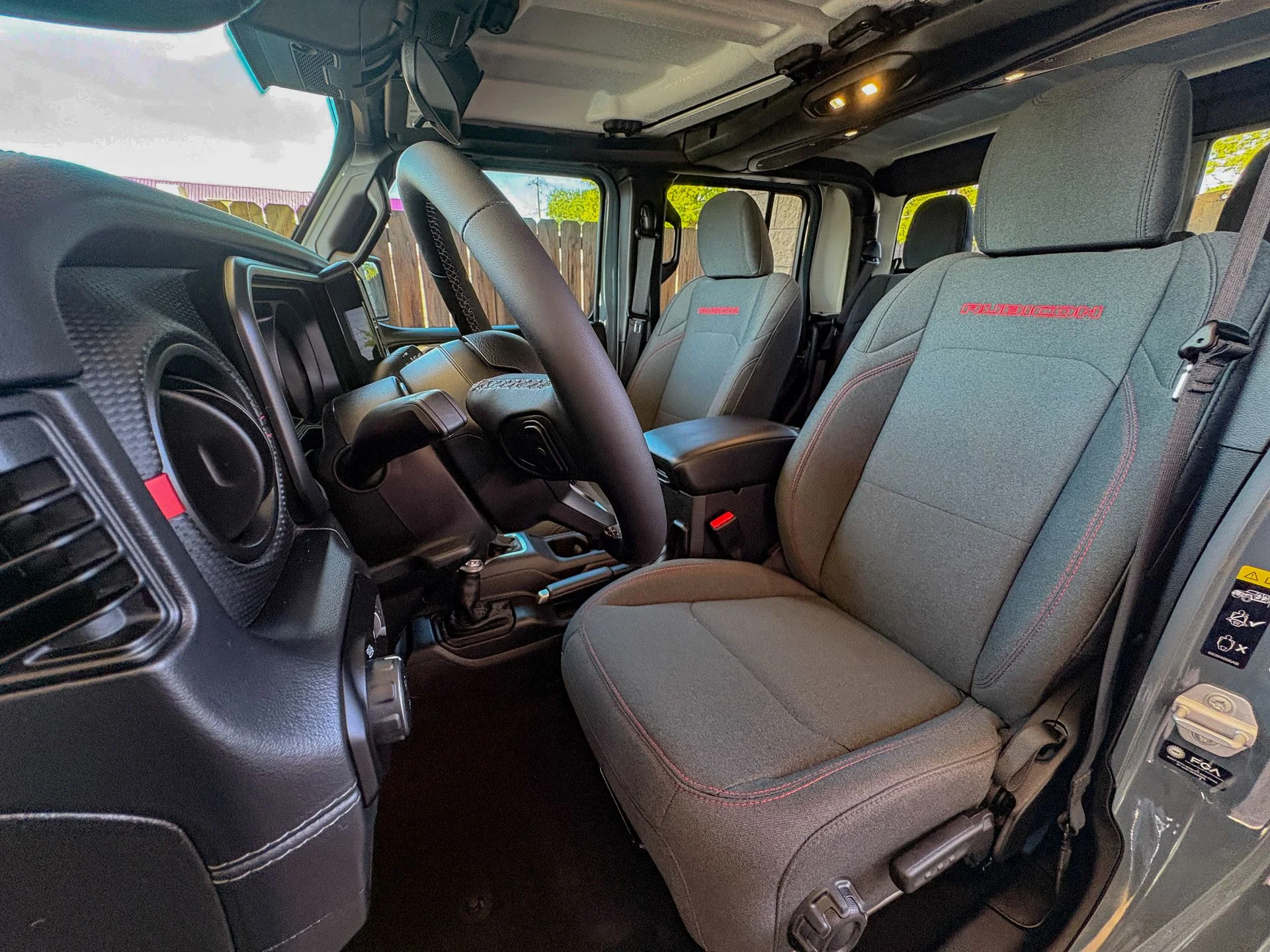 Used 2025 Gray Jeep Rubicon image 19