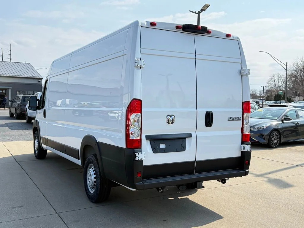 New 2026 Bright White Clear-Coat Exterior Paint RAM High Roof image 5