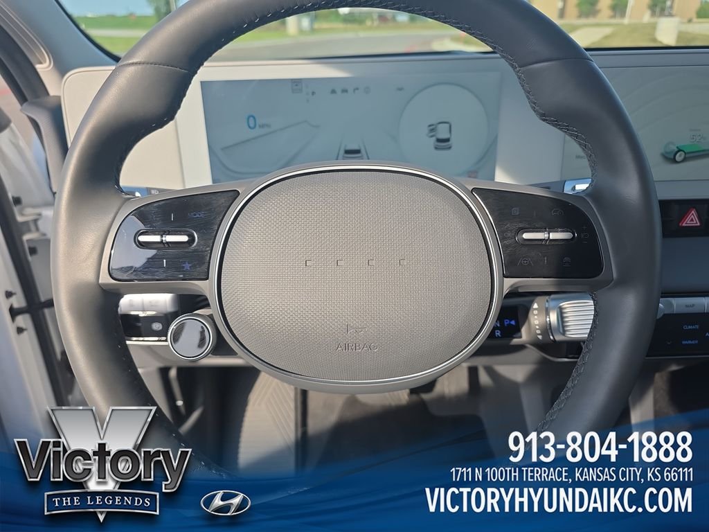 Used 2023 White Hyundai Limited image 14