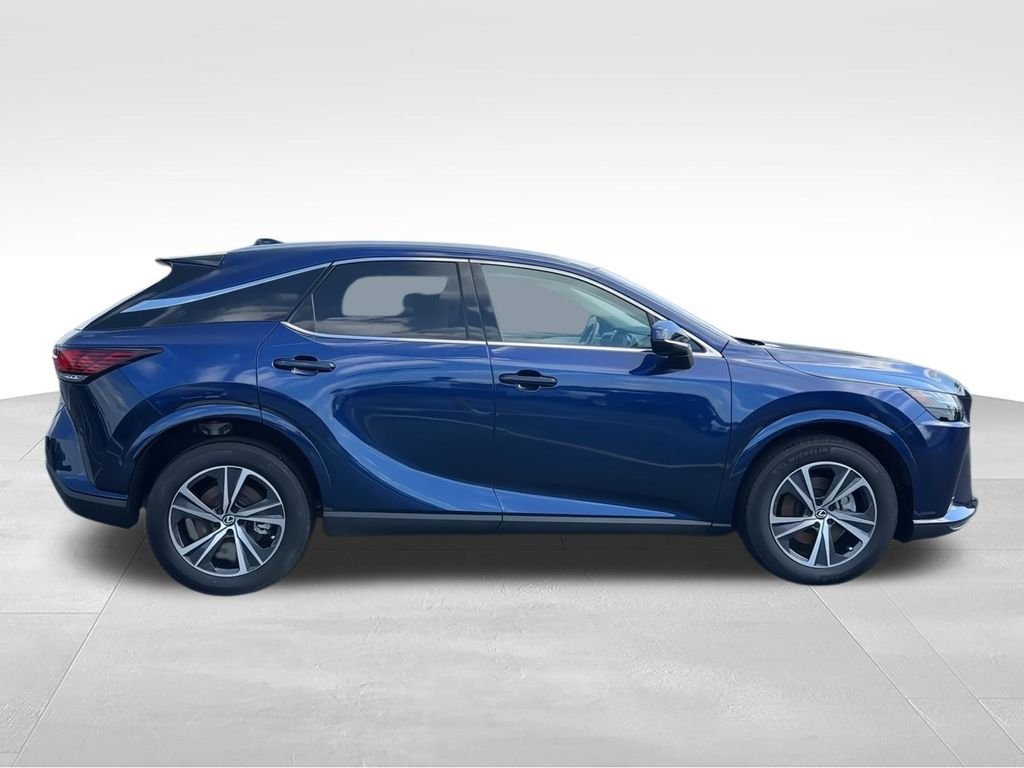 Used 2024  Lexus 350 Premium image 9