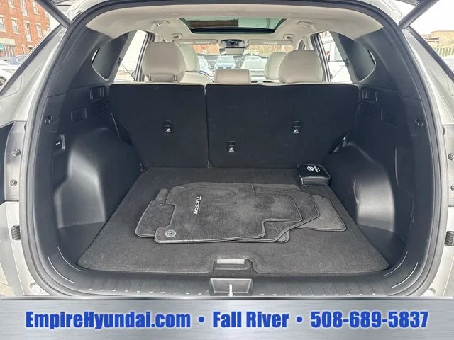 Used 2023 Silver Hyundai Limited image 7