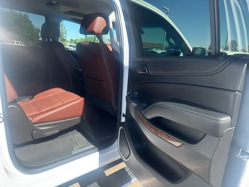 Used 2019 Summit White Chevrolet Premier image 18