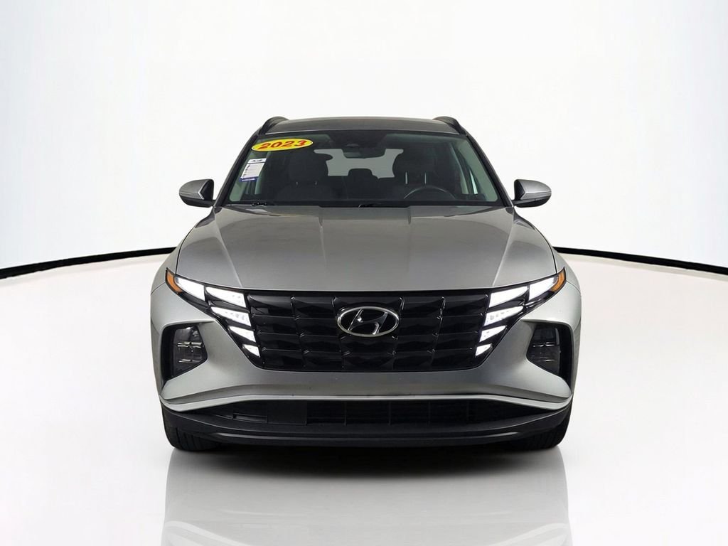 Used 2023 Silver Hyundai SEL image 3