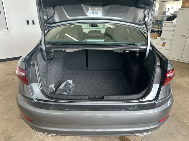 Used 2021 Gray Volkswagen R-Line image 22