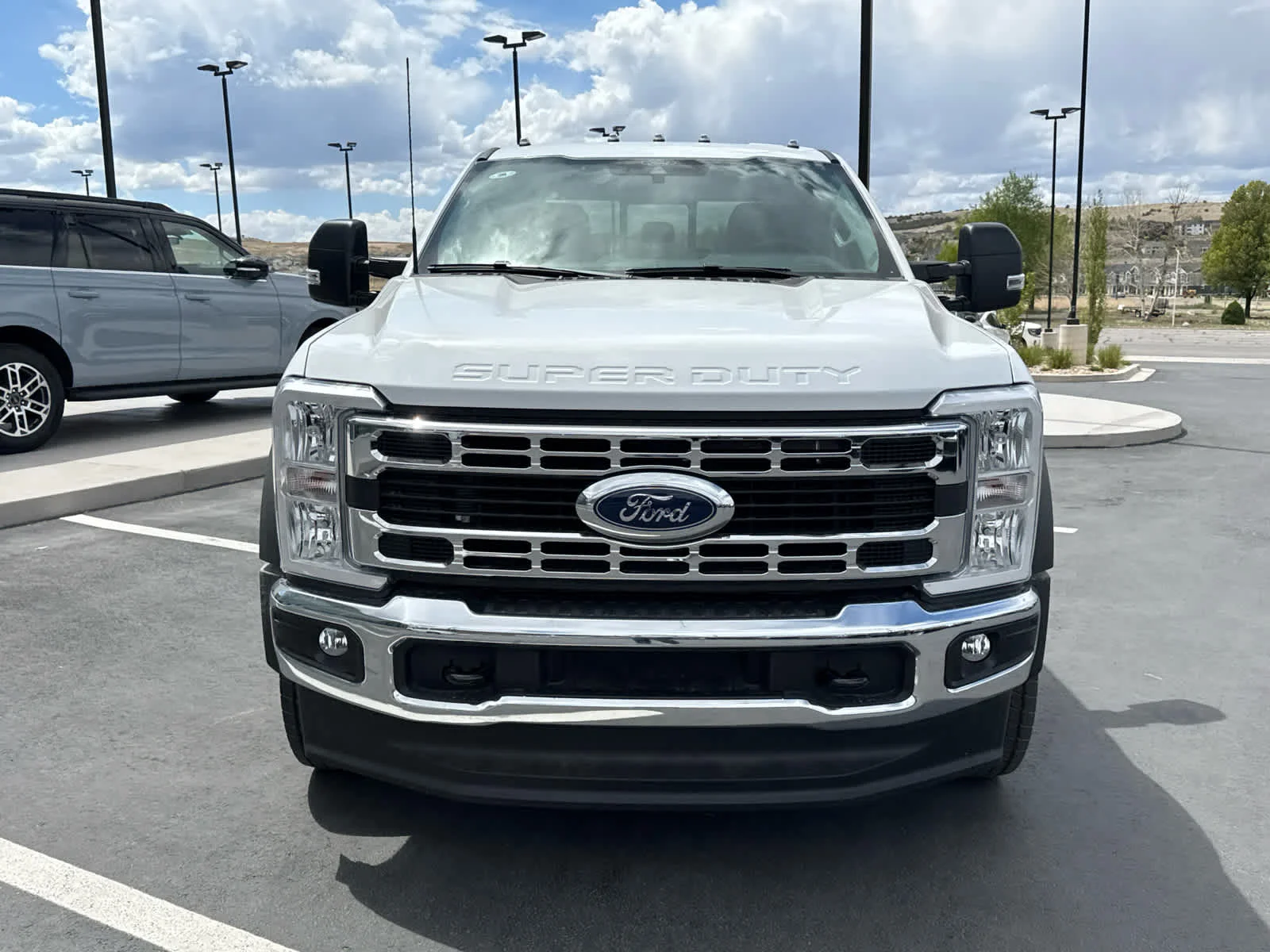 New 2026 Oxford White Ford F-550® XL image 4