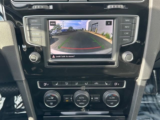 Used 2017 Silver Volkswagen TSI SEL 4-Door image 34