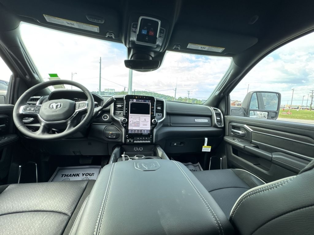 2026 RAM 2500 Laramie - Photo 10