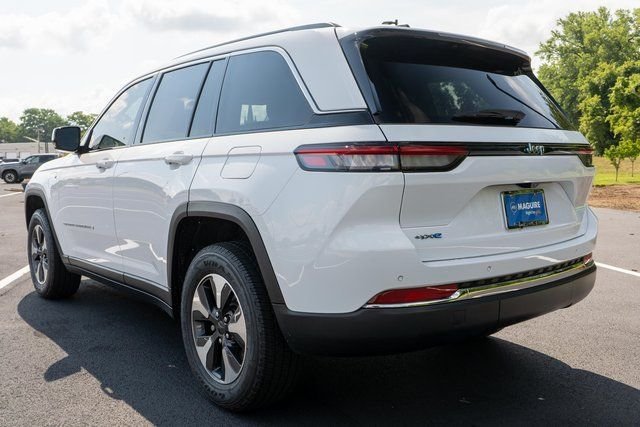 Used 2023 White Jeep 4xe image 8