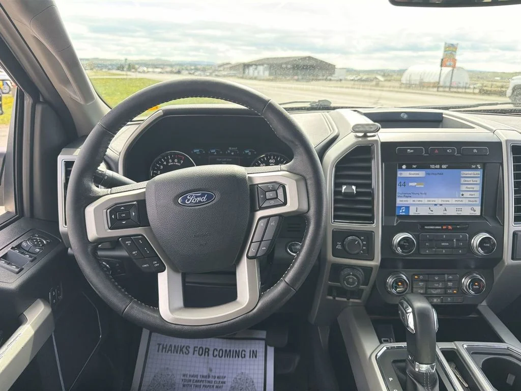 Used 2019 White Platinum Clearcoat Metallic Ford Lariat image 40