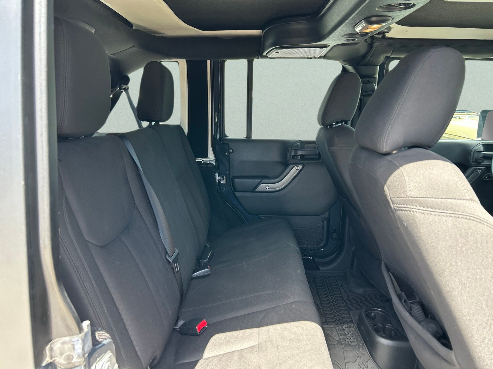 Used 2017 Black Jeep Unlimited Sport image 11
