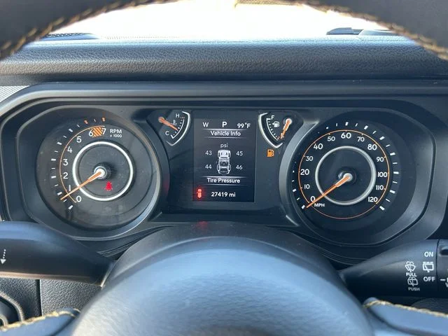 Used 2024 Bright White Clearcoat Jeep Sport S image 31