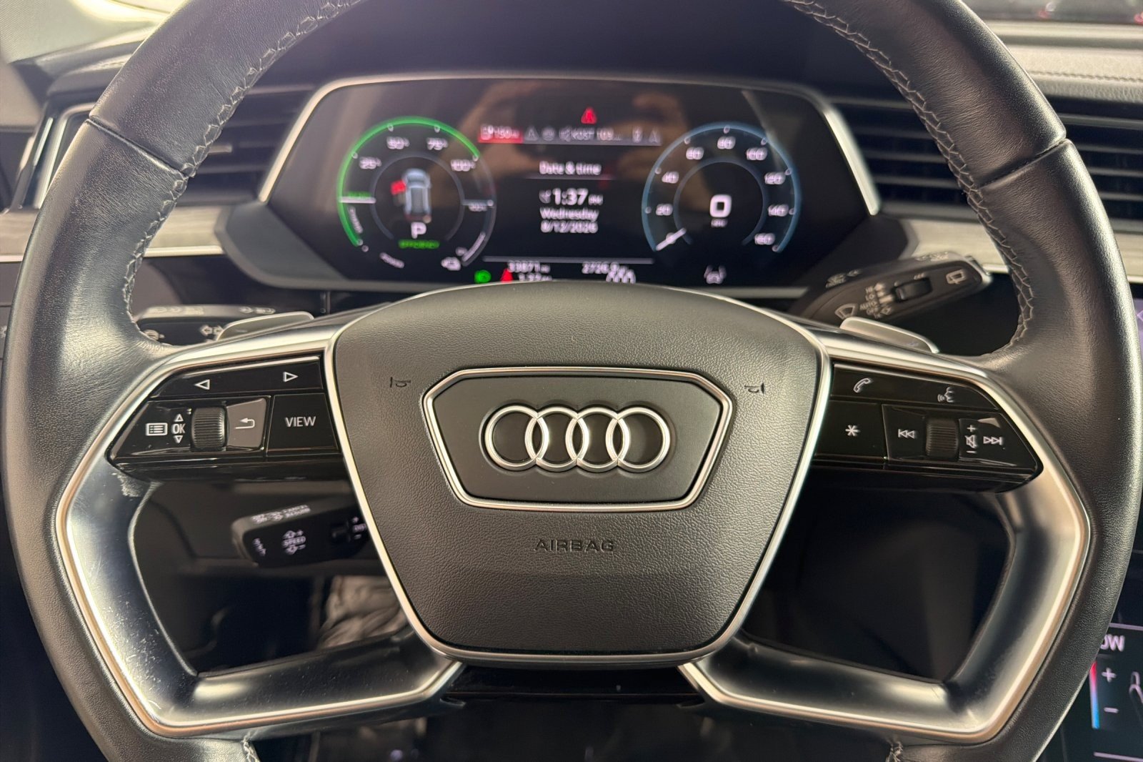 Used 2024 Manhattan Gray Metallic Audi Premium quattro image 23