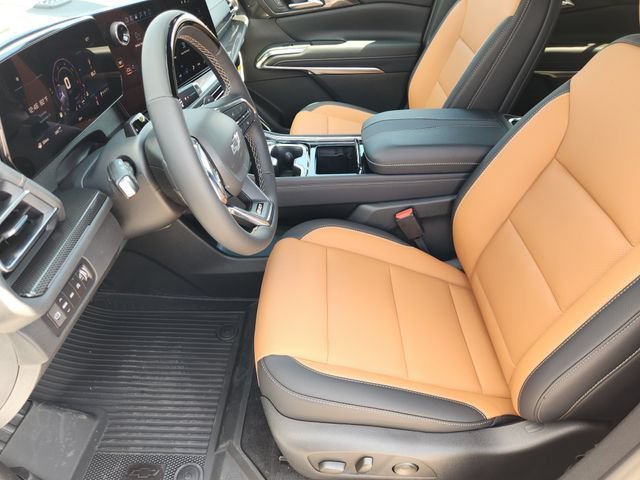 2027 Chevrolet Traverse Z71 - Photo 14