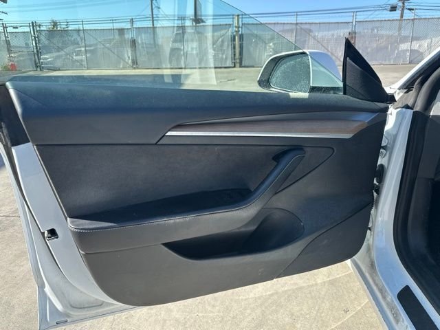 Used 2022 White Tesla Long Range image 12