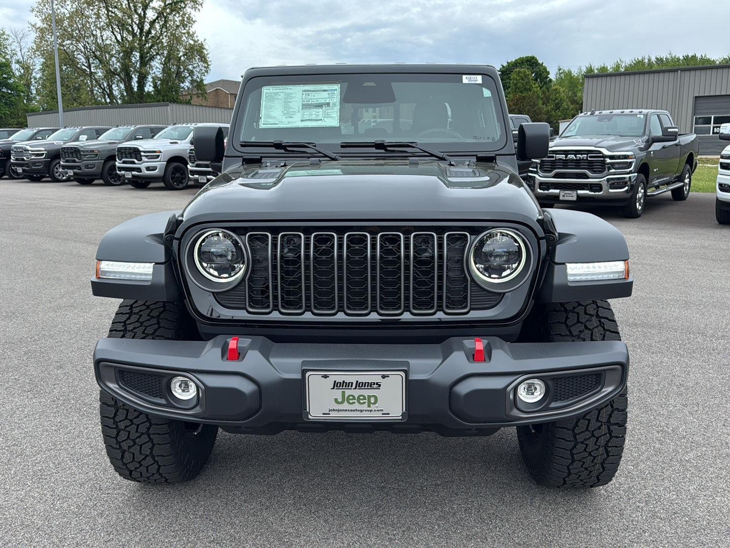 New 2026 Black Clear-Coat Exterior Paint Jeep Rubicon image 13