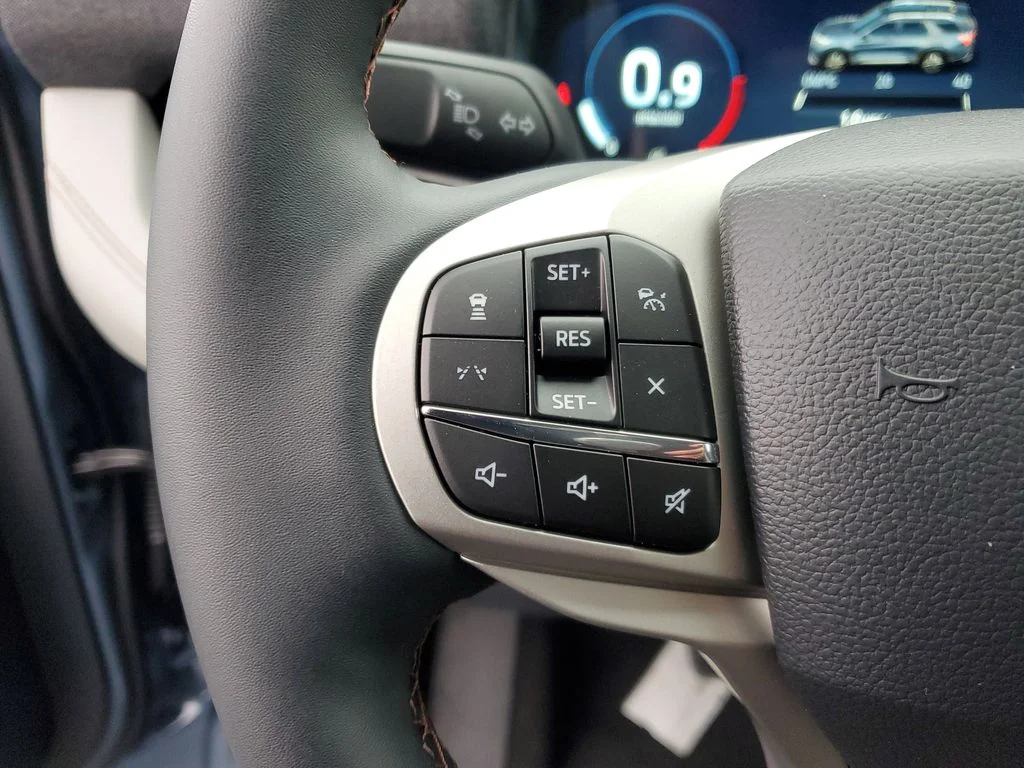New 2026 Vapor Blue Metallic Ford Active image 10