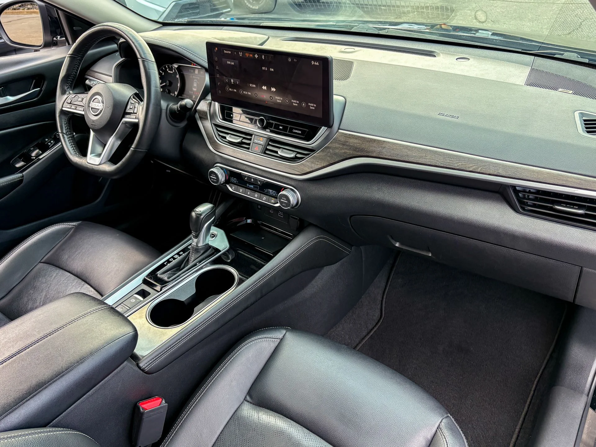 2024 Nissan Altima SL - Photo 25