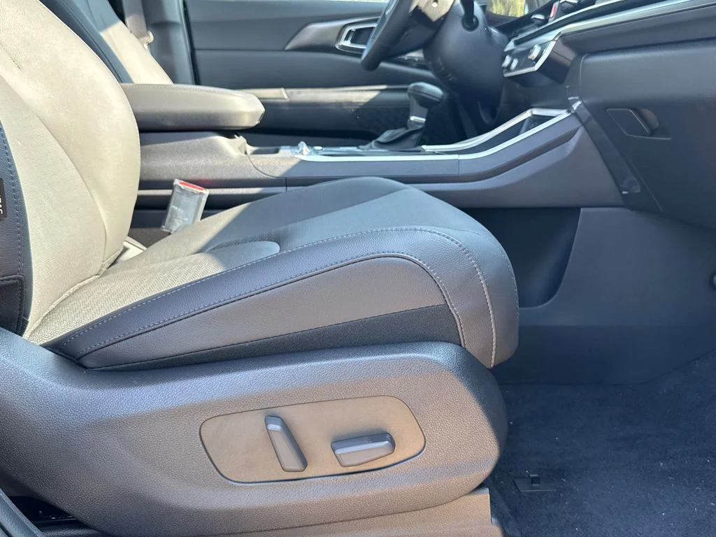 2025 Kia Carnival SX Prestige - Photo 13