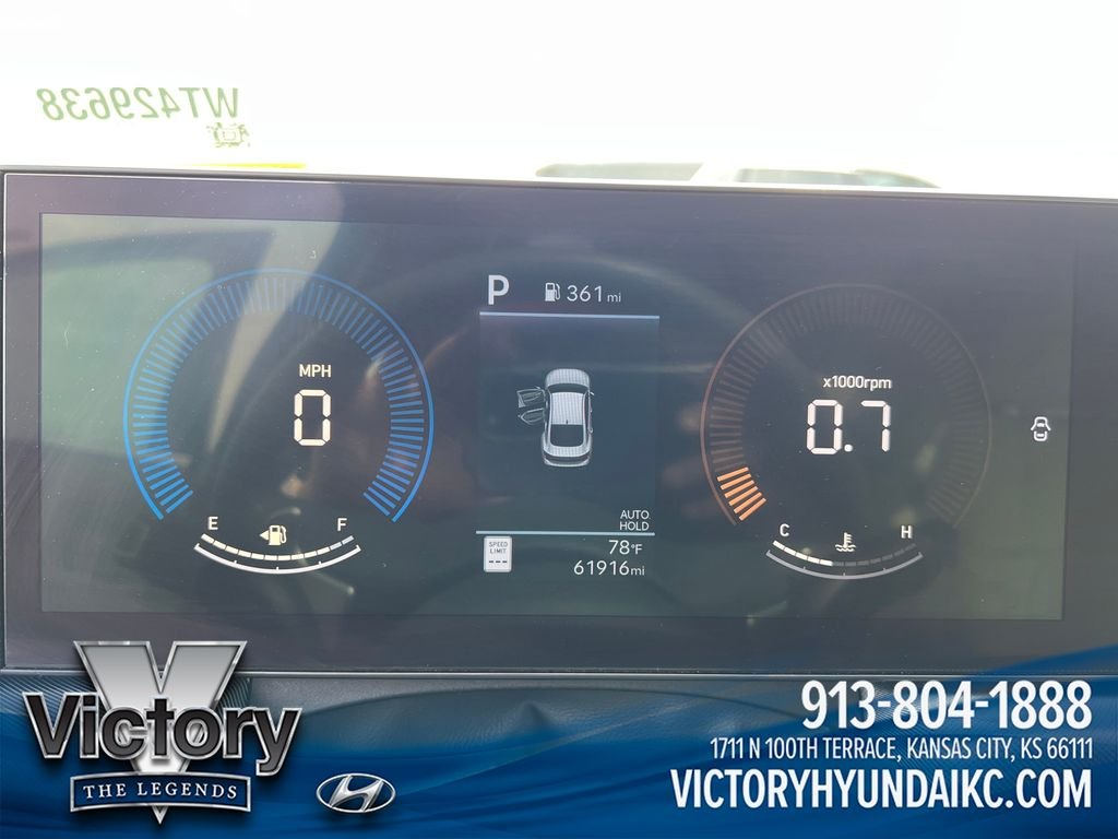 Used 2025 Gray Hyundai SEL image 15