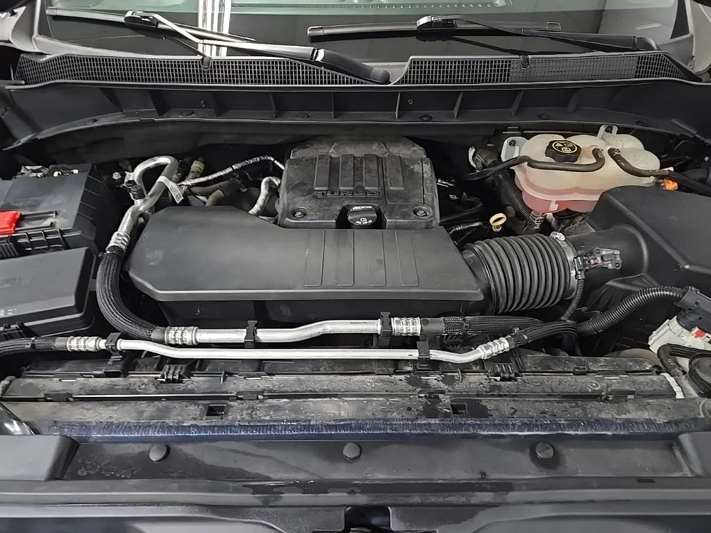 Used 2019 Blue Chevrolet LT image 12