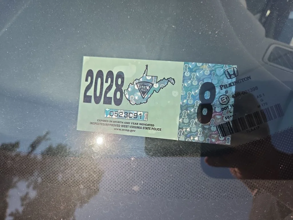 Used 2020 Blue Honda EX-L image 39