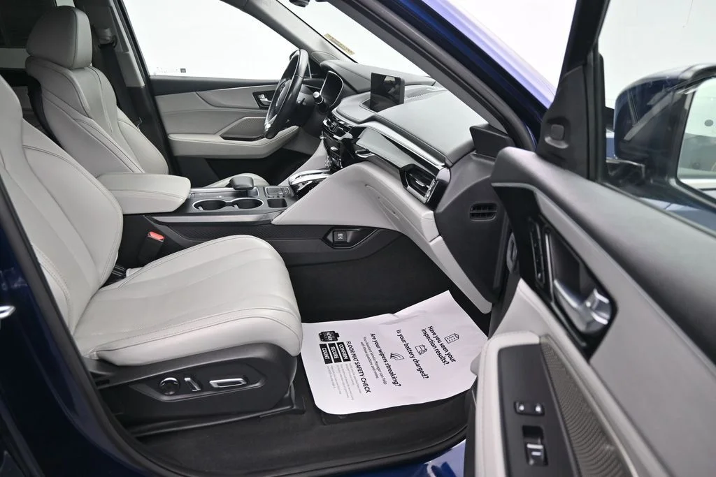 Used 2023  Acura Technology image 13