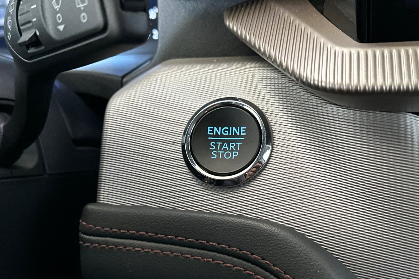 Used 2025 White Ford Active image 24