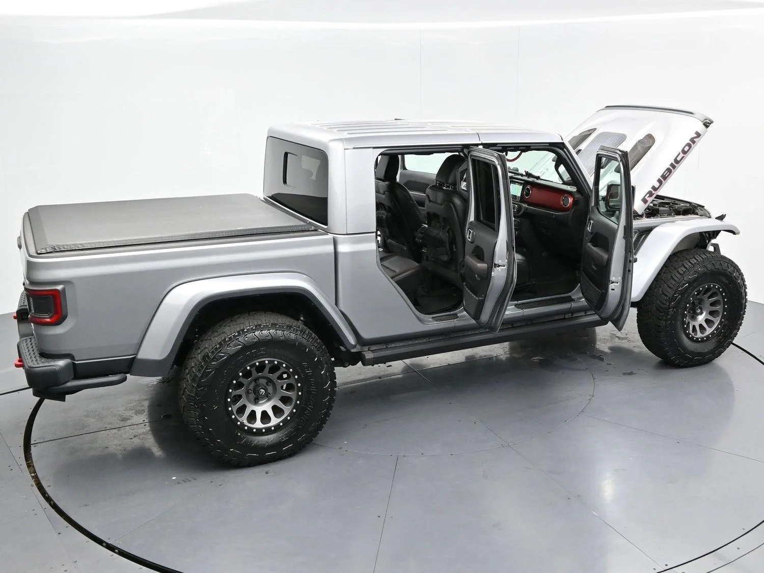 Used 2020 Billet Silver Metallic Clearcoat Jeep Rubicon image 43