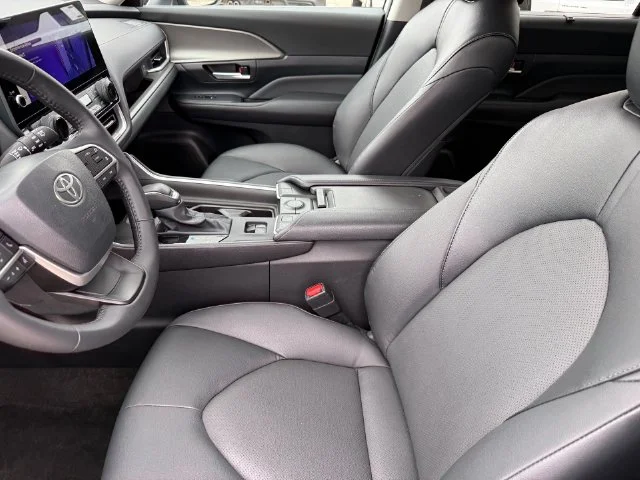 Certified Used 2026 CELESTIAL SILVER Toyota XLE image 11