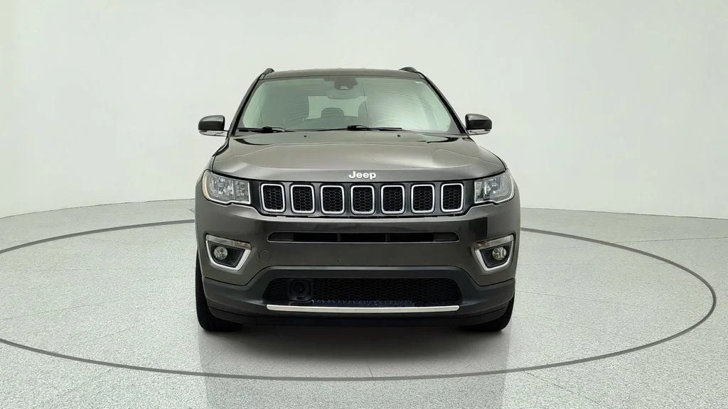 Used 2021 Granite Crystal Metallic Clearcoat Jeep Limited 4x4 image 2