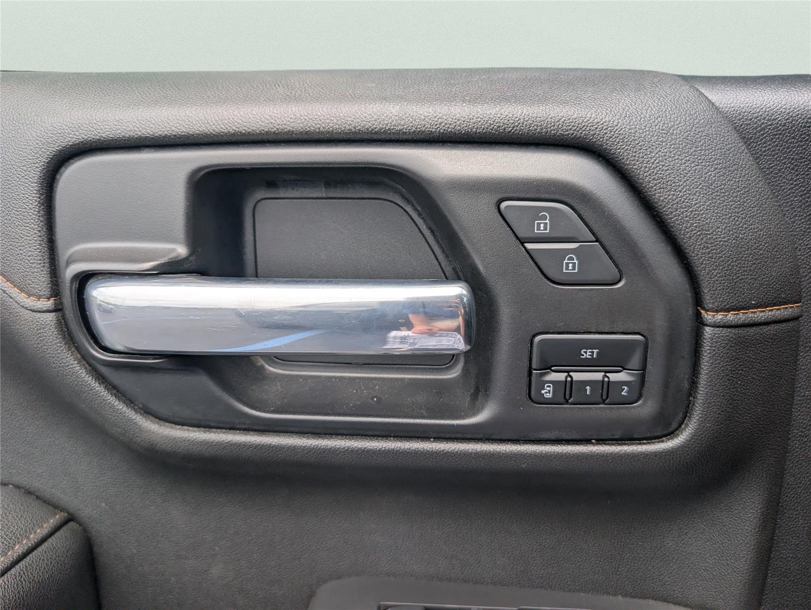 Used 2021 Onyx Black GMC AT4 image 29