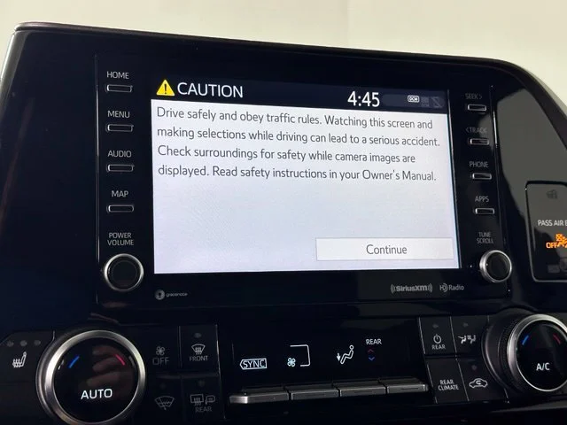 Used 2021 Silver Toyota XLE image 16