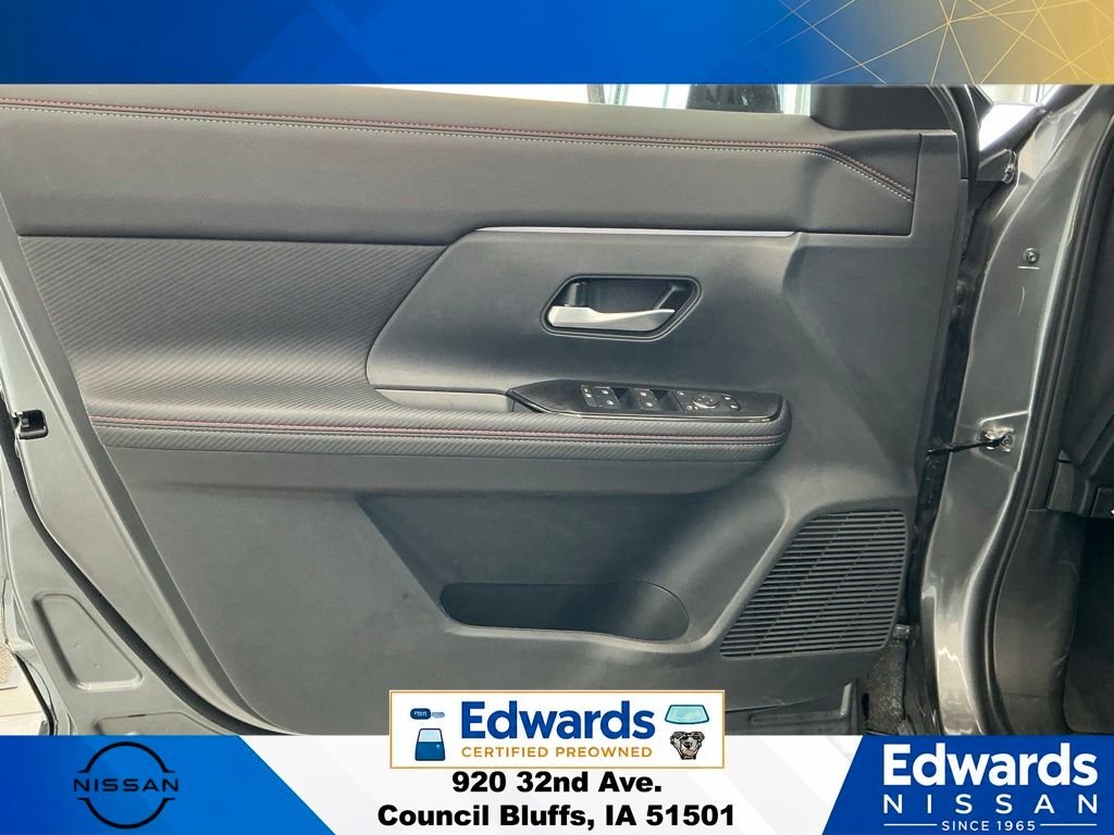 Used 2026 Gray Nissan SR image 18