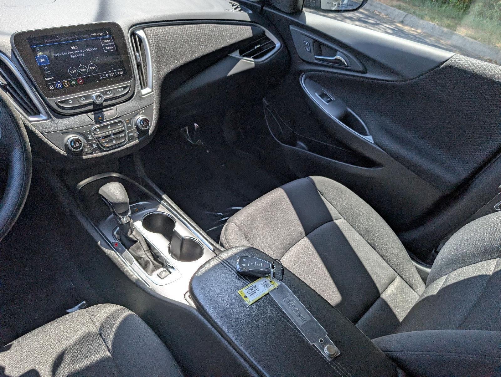 Used 2025 Sterling Gray Metallic Chevrolet LT image 19
