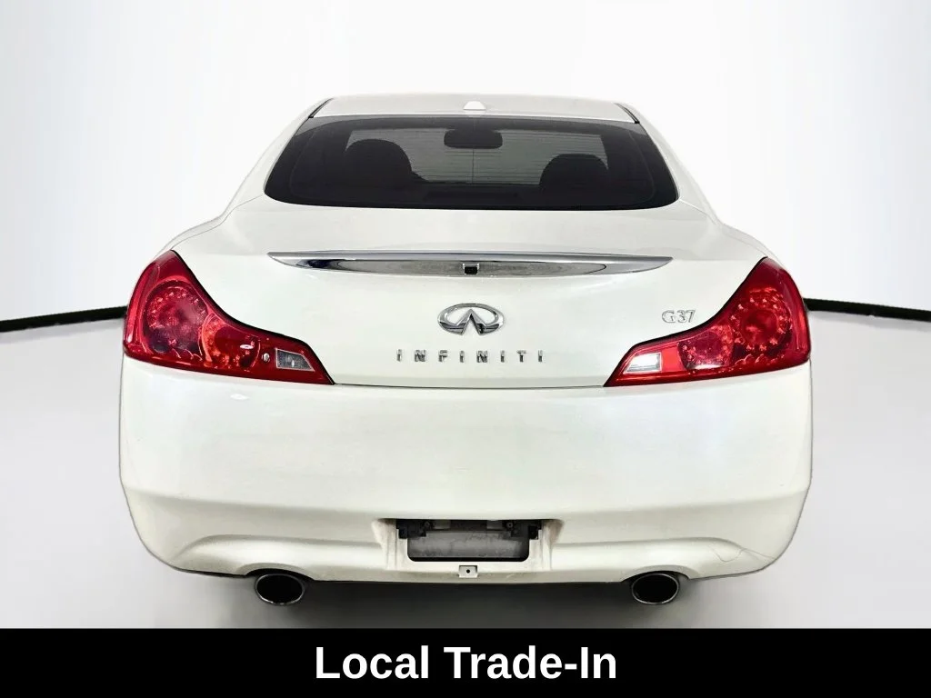 Used 2008 Ivory Pearl INFINITI Journey image 6