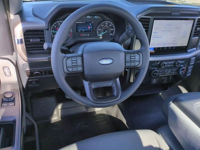 New 2026 Oxford White Ford XL image 16