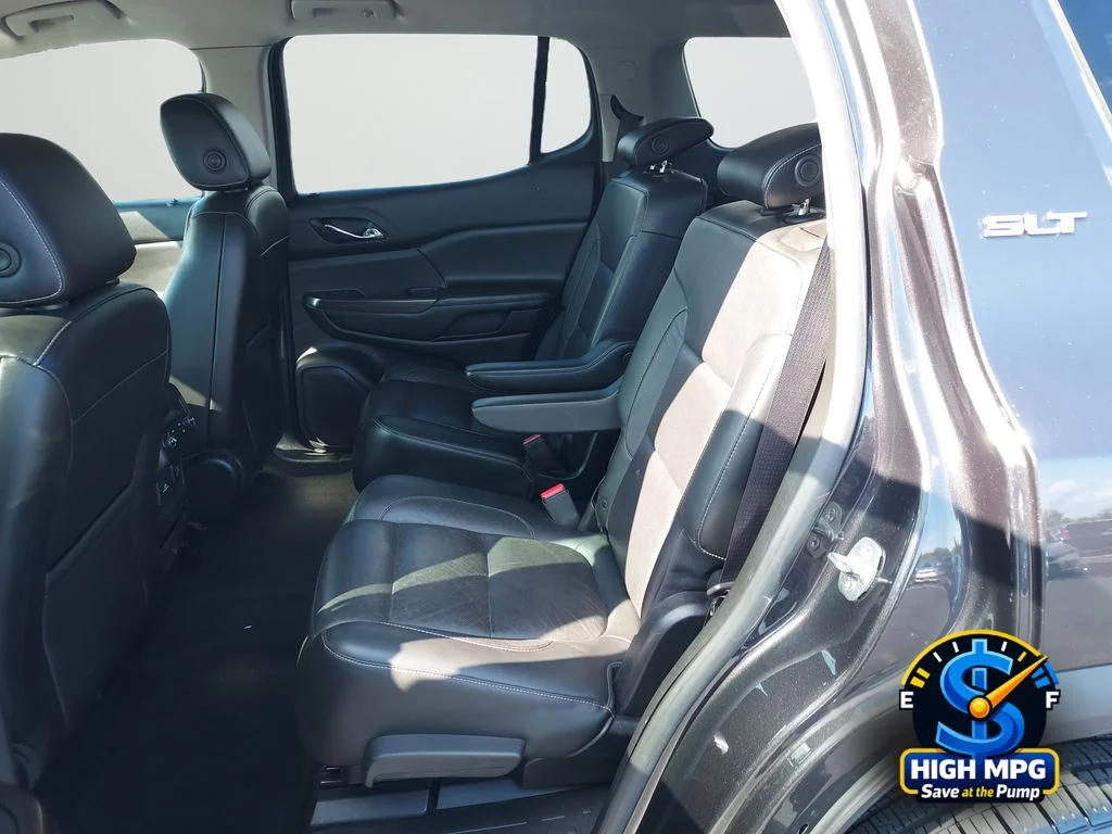 Used 2017 Silver GMC SLT-2 image 31