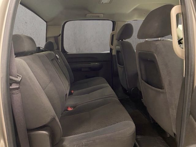 Used 2008 Silver Chevrolet LT image 21