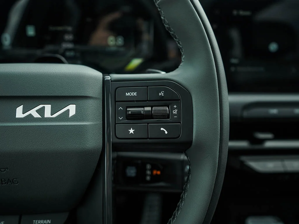 New 2027 Glacial White Pearl Kia X-Line SX AWD image 23
