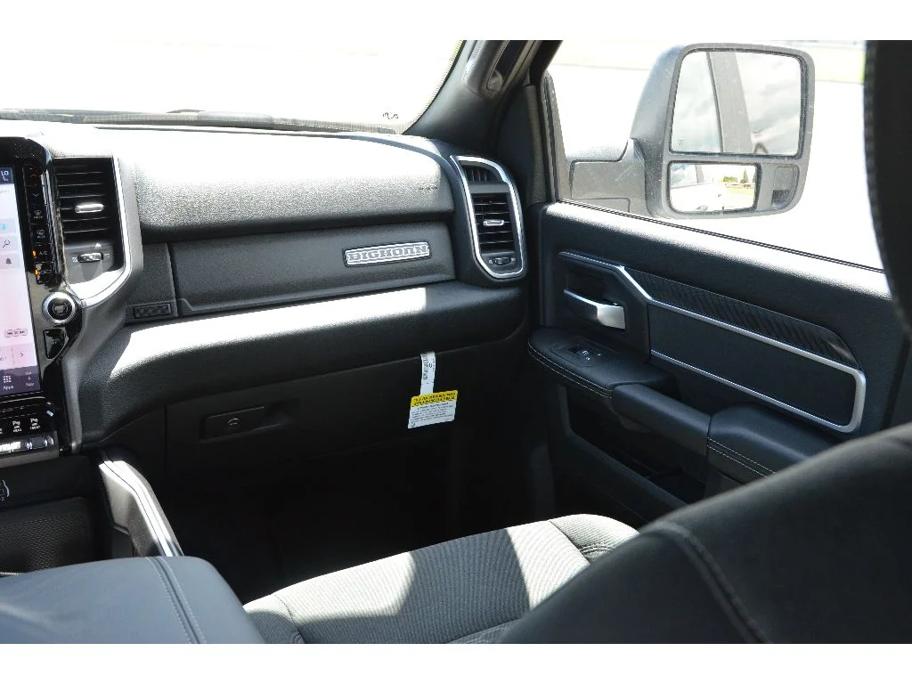 2025 RAM 2500 Big Horn - Photo 23