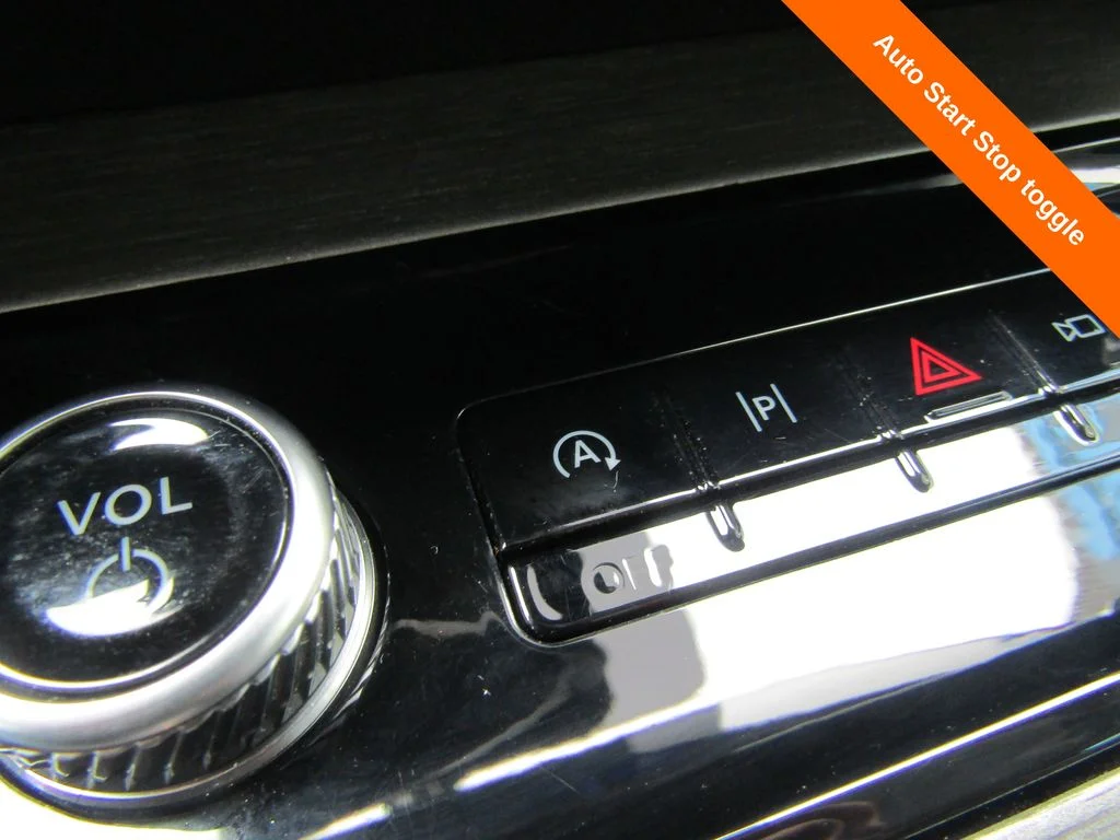 Used 2025 Black Ford Platinum image 17